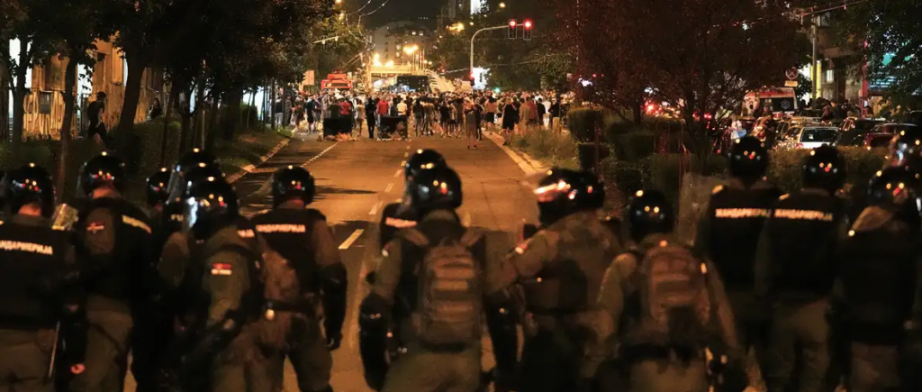 Violent Protests in Serbia/ DW: EU strongly condemns Belgrade, Vucic wants to act even more harshly on protesters