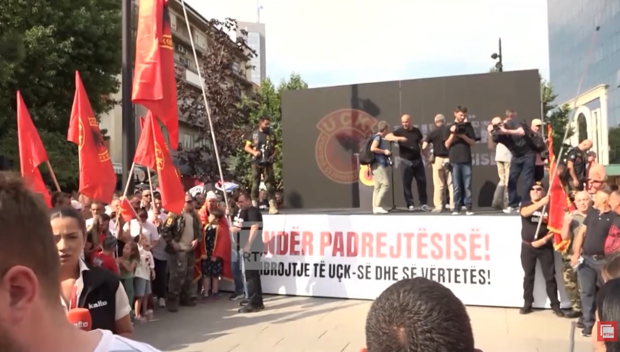 The trial against Thaçi and others, the next protest is held in support of the former leaders of the KLA