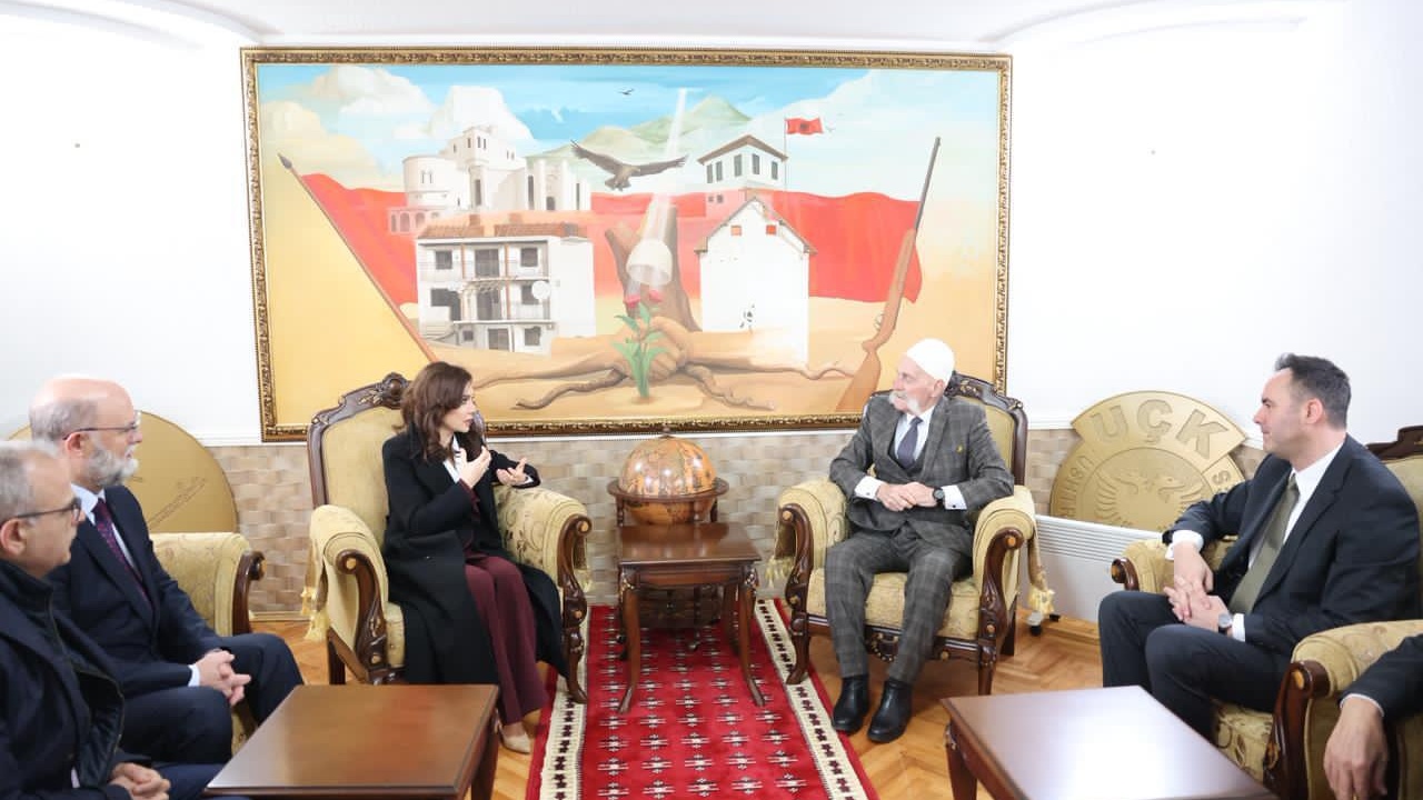 Spiropali and Konjufca at the "Adem Jashari" Memorial Complex: Proof that Kosovo's freedom has cost lives