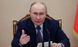 “Bring him to justice.” A Russian blogger took on Putin, ended up in psychiatry