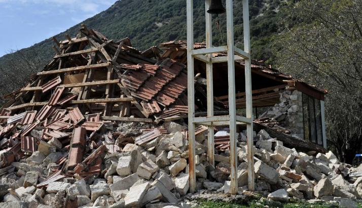 Earthquake 5.3 on the Richter scale in Greece, damage to houses and churches. Schools and kindergartens are closed in some areas