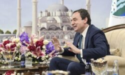 Kurti wishes the citizens for Fitr Bajram: Let’s remember that children are a sacred trust