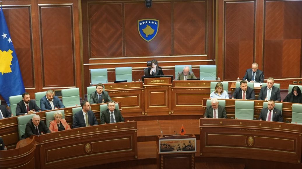 Session for the election of the President of Kosovo amid the boycott of the opposition, candidacy, two names from Vetëvendosje