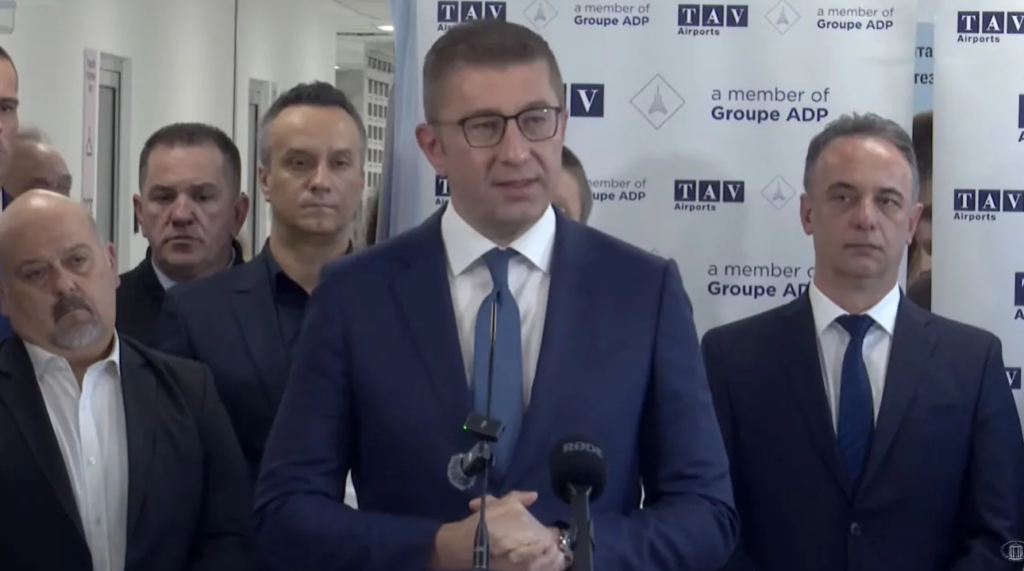 Students warn of a protest on May 18 for jurisprudence in the Albanian language - Mickoski: Very soon we will come up with a proposed solution