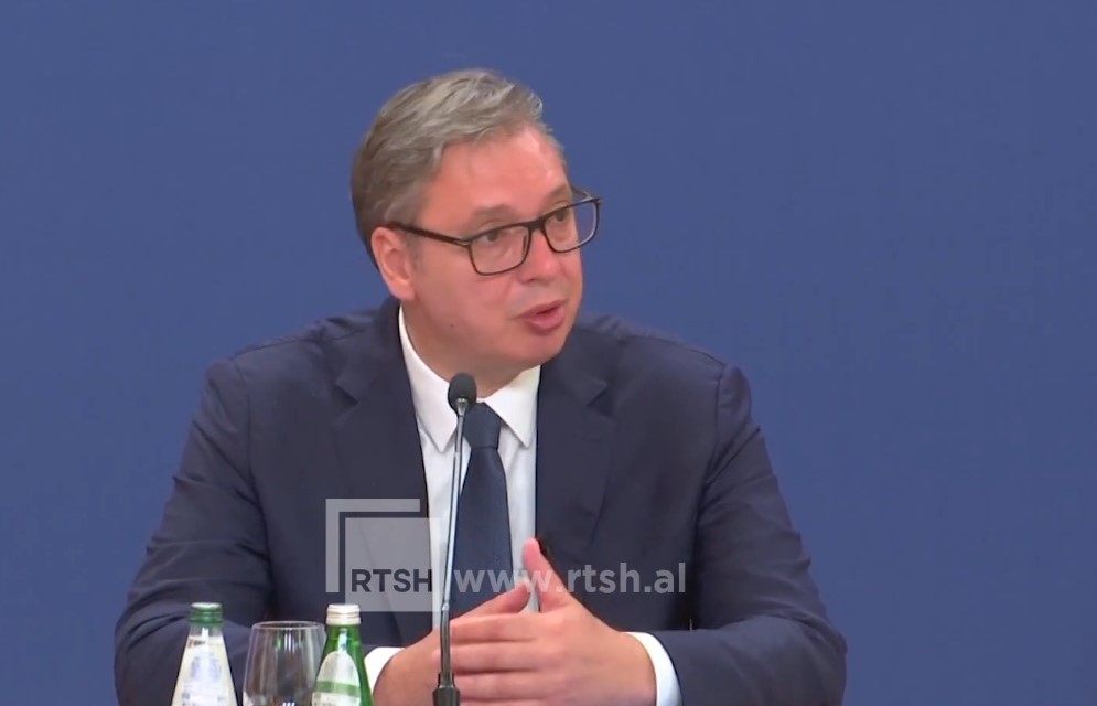 The pre-election situation in Serbia, Vucic announces the package of 600 million euros to help the citizens