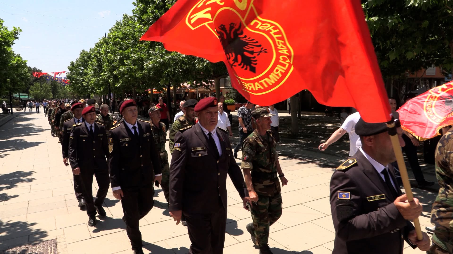 Veterans at the KLA march demand the release of former leaders in The Hague: Our war was just