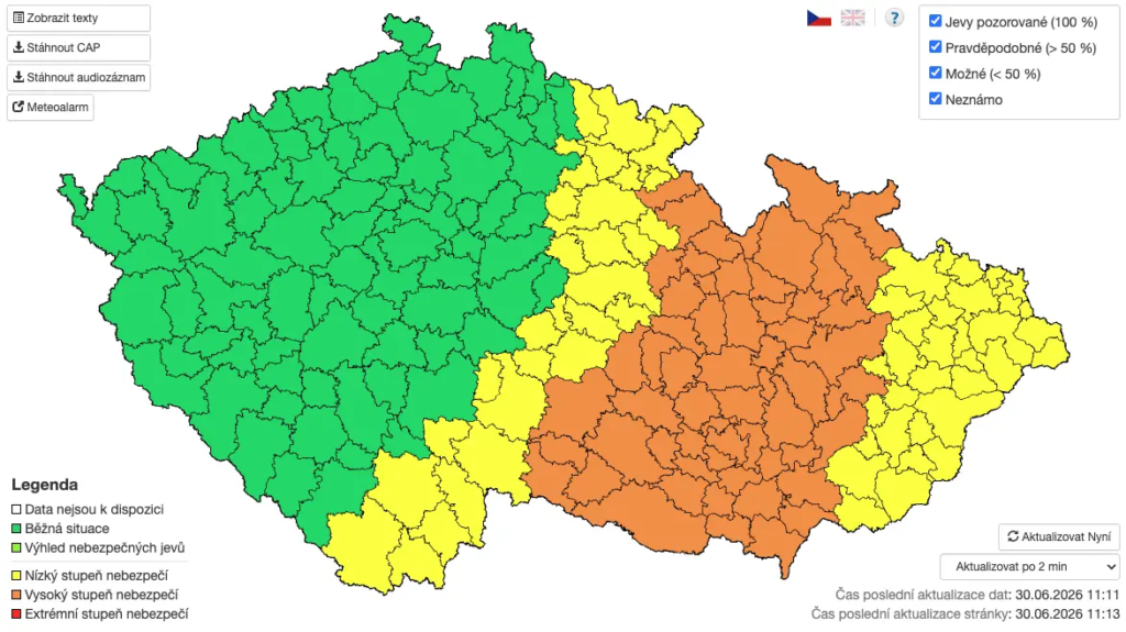 The east of the Czech Republic will be hit by very strong storms