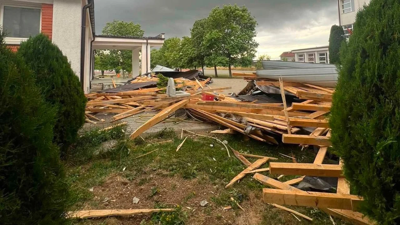 Bad weather sweeps the region, with Kosovo and North Macedonia reporting storm damage