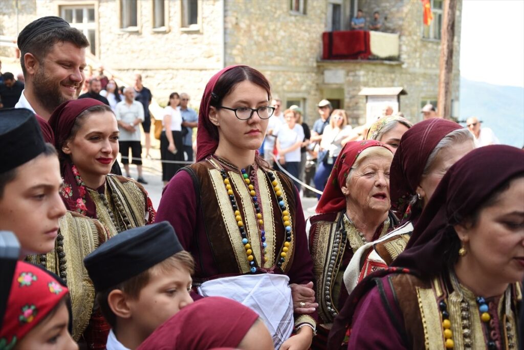 Galiçnik Düğünü: Geleneksel Bir Festival