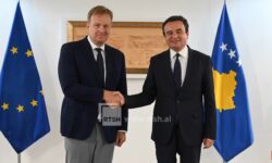 Sorensen in Kosovo/Takon Kurtin, they talked about the request of resigned Serbian judges