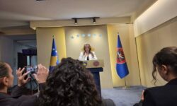 The constitutive session of the Assembly of Kosovo on August 6, Haxhiu appeals for a political agreement