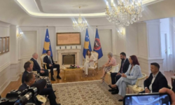 Kosovo/ Party leaders meet at the Presidency, PDK, LDK and AAK are absent
