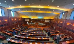 PDK and AAK return to the Assembly, they again demand the continuation of the constitutive session
