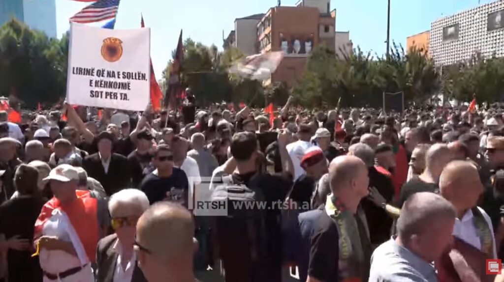 Albanians in the diaspora in support of the former leaders of the KLA, rallies are warned, protests continue in Pristina
