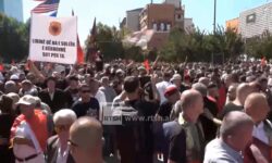 Albanians in the diaspora in support of the former leaders of the KLA, rallies are warned, protests continue in Pristina