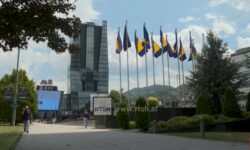 Bosnia-Serbia/Sarajevo diplomatic standoff pulls staff and expels two Serbian diplomats