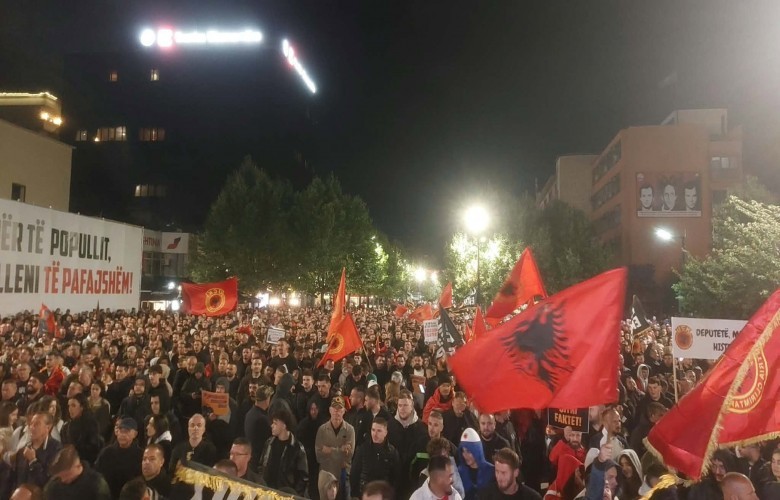 Pristina/ The seventh day of the protest in the square against the verdict of the Special Court against the former leaders of the KLA