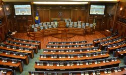 The Assembly of Kosovo is constituted, the vice presidents are elected. Kurti: We will vote for Vlora Çitak, whenever the PDK returns to the session