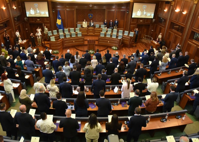 Therefore, the "Special" law should be voted on before October 6/PDK calls on the government to approve the changes and pass it to the Assembly