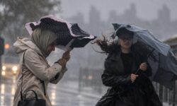 Time has been given for Istanbul! Moving quickly on the radar, beware of floods