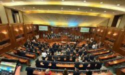 Justina Shiroka-Pula is elected president of Kosovo, she swears in front of the deputies: I will be the president of all citizens