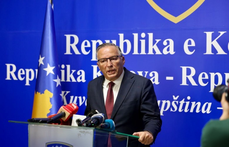 PDK përgënjeshtron raportimet: Nuk ka vendim zyrtar për dorëheqjen e Bedri Hamzës